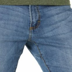 Men's Lee® Extreme Motion MVP Athletic-Fit Tapered-Leg Jeans -Mens Jurassic Park Clothing Shop 4411437 ALT4