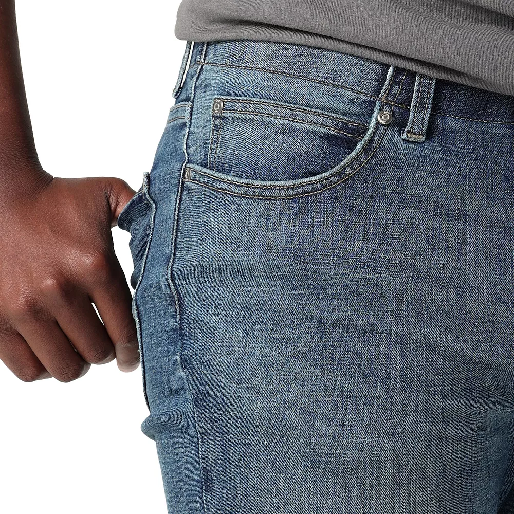 Men's Lee Extreme-Motion MVP Relaxed-Fit Jeans 11 Men's Lee Extreme-Motion MVP Relaxed-Fit Jeans - Image 9